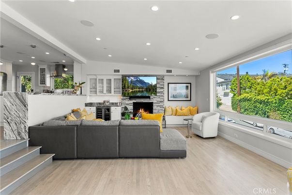 Fireplace, Interior, Living room, Pendant Lights, Recessed Lighting, Wood Texture Flooring