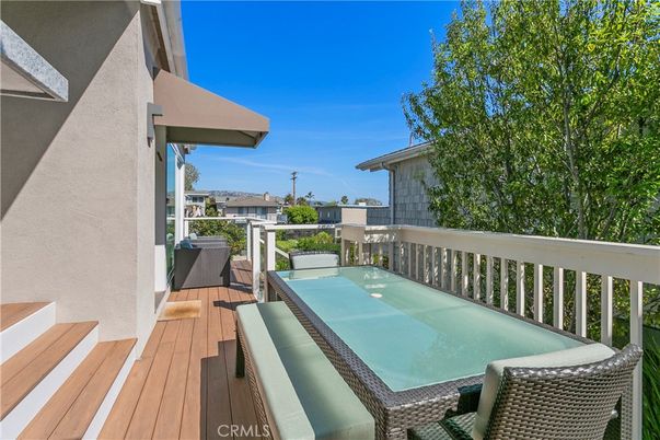 Exterior, Wood Texture Flooring