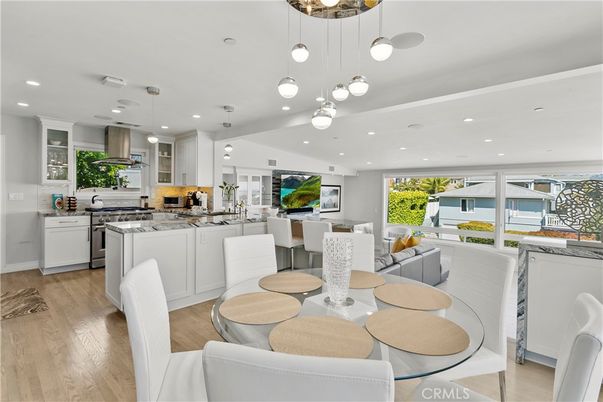 Dining room, Interior, Kitchen, Living room, Pendant Lights, Recessed Lighting, Wood Texture Flooring
