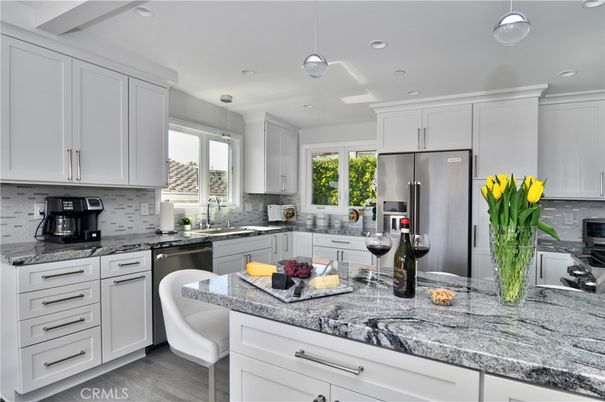 Interior, Kitchen, Pendant Lights, Recessed Lighting, Stainless Steel Appliances