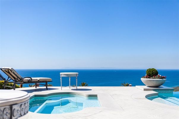 Exterior, Pool, Water