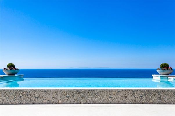 Exterior, Pool, Water