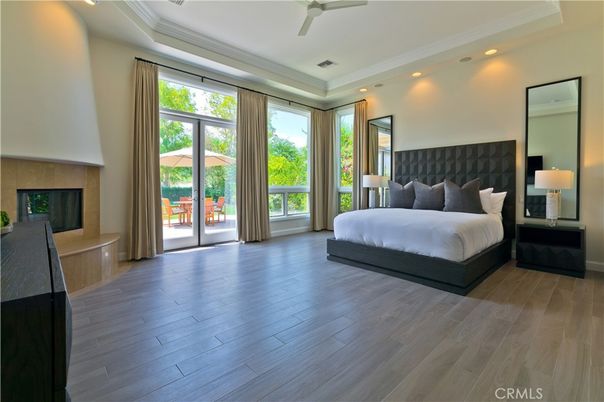 Bedroom, Fireplace, Interior, Recessed Lighting, Wood Texture Flooring