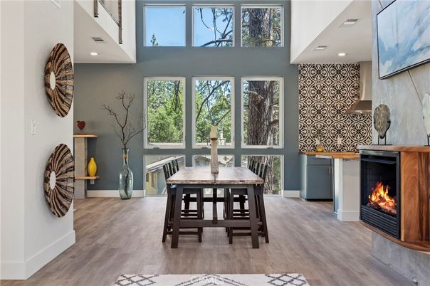 Dining room, Fireplace, Interior, Recessed Lighting, Wood Texture Flooring