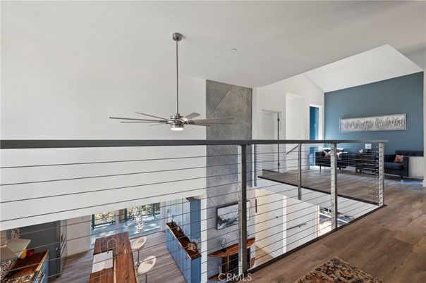 Interior, Pendant Lights, Wood Texture Flooring