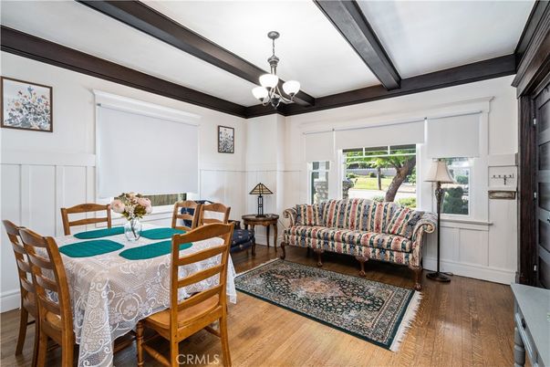 Chandelier, Dining room, Interior, Wooden Beams, Wood Texture Flooring
