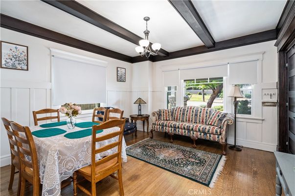 Chandelier, Dining room, Interior, Wooden Beams, Wood Texture Flooring