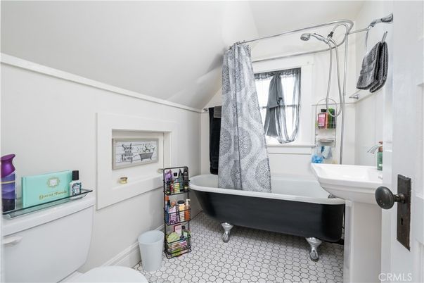 Bathroom, Free Standing Baths, Interior