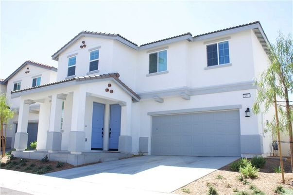 Attached, Exterior, Facade, Spanish Mediterranean