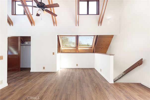 Empty room, Interior, Wooden Beams, Wood Texture Flooring