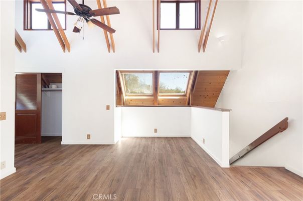 Empty room, Interior, Wooden Beams, Wood Texture Flooring