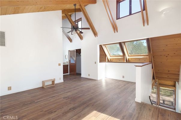 Empty room, Interior, Wooden Beams, Wooden Ceilings, Wood Texture Flooring