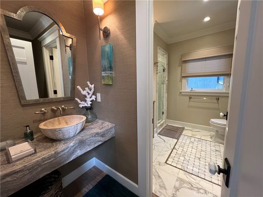 Bathroom, Interior, Marble, Recessed Lighting
