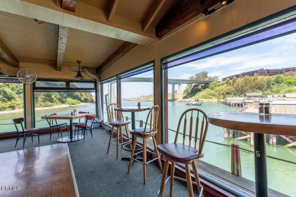 Dining room, Interior, Sun Room, Water, Wooden Beams, Wood Texture Flooring