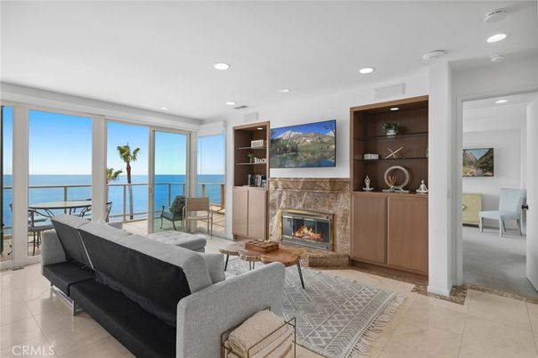Fireplace, Interior, Living room, Recessed Lighting, Water