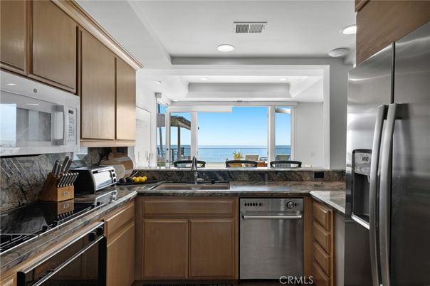 Interior, Kitchen, Recessed Lighting, Stainless Steel Appliances, Water