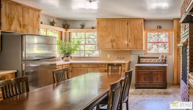 Dining room, Interior, Kitchen, Stainless Steel Appliances