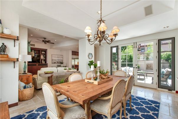 Chandelier, Dining room, Interior, Living room, Recessed Lighting
