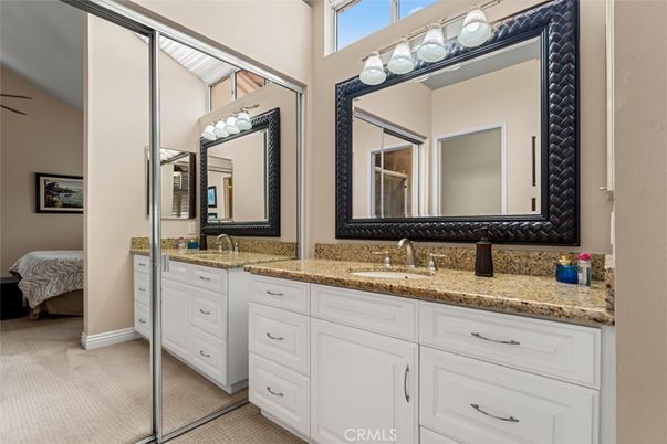 Bathroom, Dual Sink Vanities, Interior