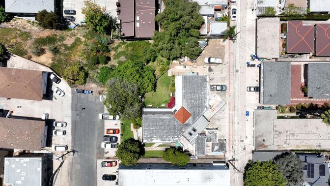 Exterior, Drone