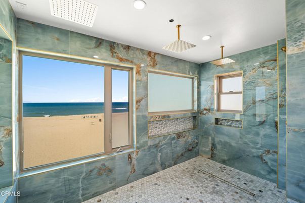 Bathroom, Interior, Recessed Lighting, Water