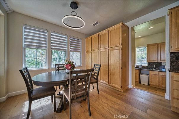 Dining room, Interior, Kitchen, Pendant Lights, Recessed Lighting, Wood Texture Flooring