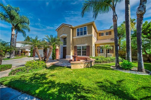 Backyard, Exterior, Hot Tub