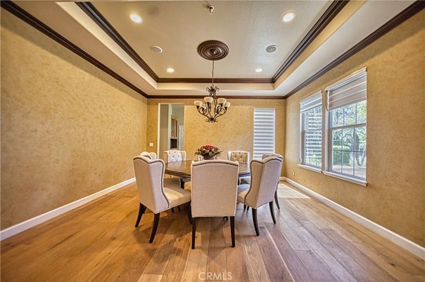 Chandelier, Dining room, Interior, Recessed Lighting, Wood Texture Flooring