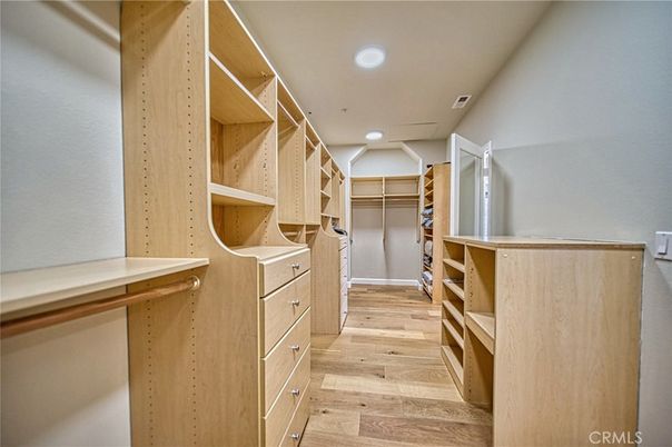 Interior, Recessed Lighting, Walk-in Closets, Wood Texture Flooring