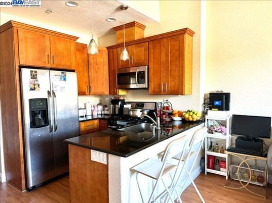 Interior, Kitchen, Pendant Lights, Recessed Lighting, Wood Texture Flooring