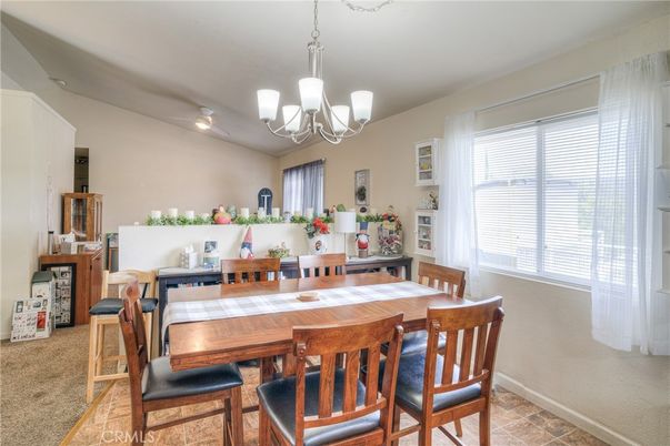 Chandelier, Dining room, Interior