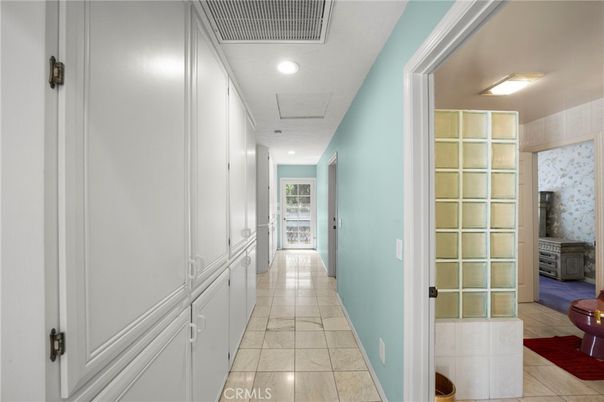 Interior, Recessed Lighting