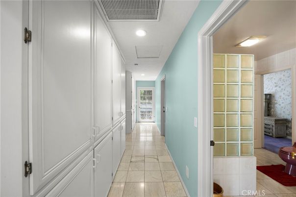 Interior, Recessed Lighting