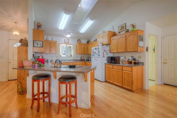 Interior, Kitchen, Pendant Lights, Wood Texture Flooring