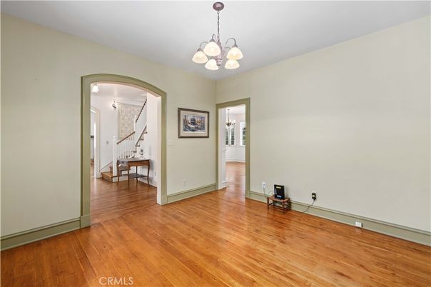 Chandelier, Empty room, Interior, Wood Texture Flooring