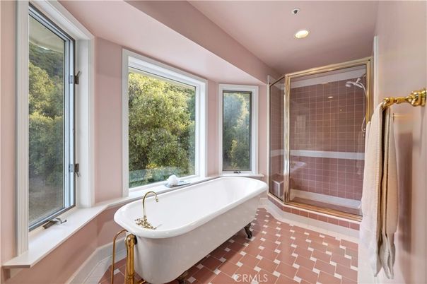 Bathroom, Free Standing Baths, Glass Shower, Interior, Recessed Lighting