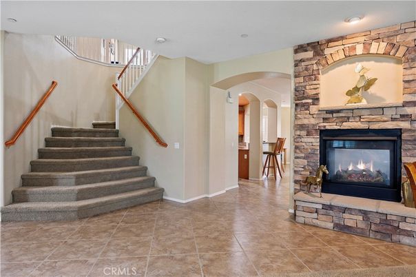 Fireplace, Interior, Recessed Lighting