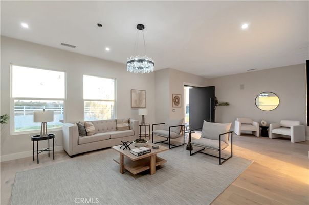 Chandelier, Interior, Living room, Recessed Lighting, Wood Texture Flooring