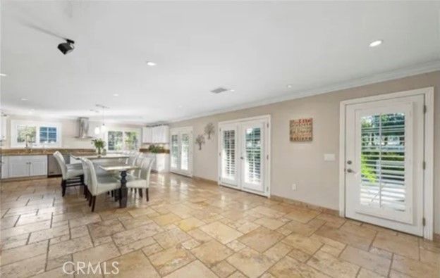 Dining room, Interior, Kitchen, Pendant Lights, Recessed Lighting