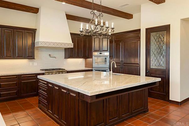 Chandelier, Interior, Kitchen, Pendant Lights, Recessed Lighting, Stainless Steel Appliances, Wooden Beams