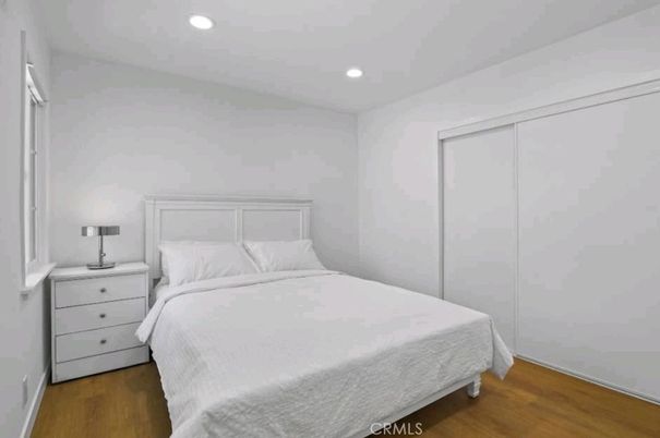 Bedroom, Interior, Recessed Lighting, Wood Texture Flooring