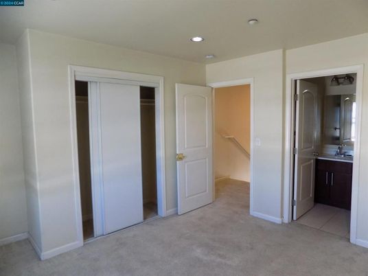 Bathroom, Empty room, Interior, Recessed Lighting