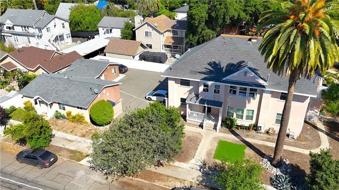 Exterior, Drone