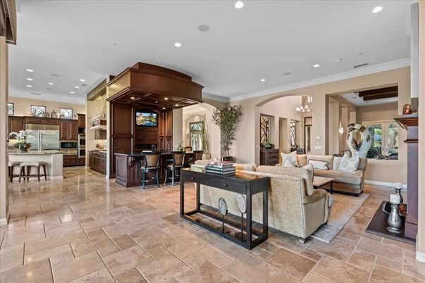 Chandelier, Interior, Kitchen, Living room, Recessed Lighting, Stainless Steel Appliances