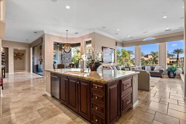 Interior, Kitchen, Living room, Pendant Lights, Recessed Lighting, Stainless Steel Appliances