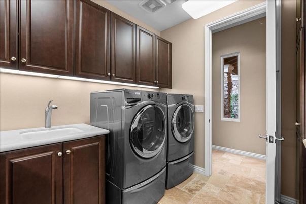 Interior, Washer