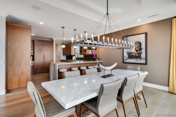 Dining room, Interior, Kitchen, Pendant Lights, Recessed Lighting, Wood Texture Flooring
