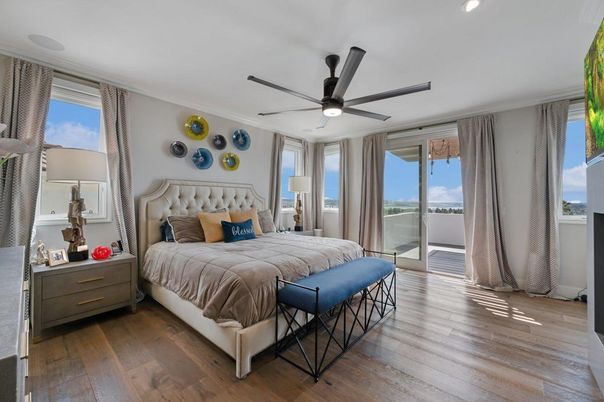 Bedroom, Interior, Recessed Lighting, Water, Wood Texture Flooring