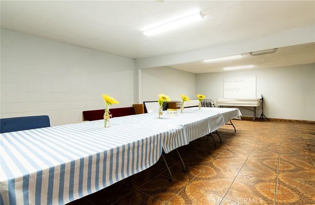 Dining room, Interior