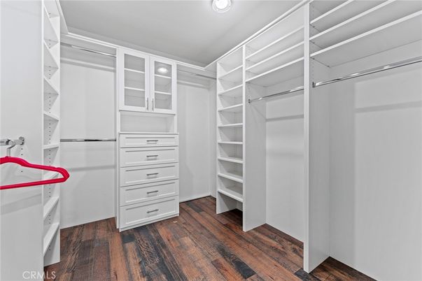 Interior, Recessed Lighting, Walk-in Closets, Wood Texture Flooring